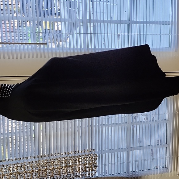 Cable & Gauge Black Knit Top - Picture 3 of 4